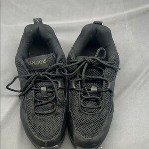 Capezio Dance sneakers. Flexible Arch women's 5.5. Flexible arch